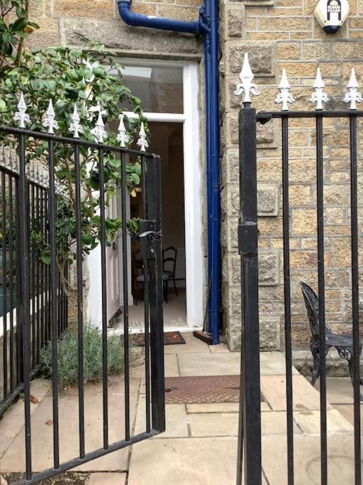 Lovely 1 Bed Flat In Victorian House 300M Seafront Penzance Exterior foto